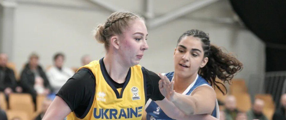 Випускниці ЛДУФК імені Івана Боберського долучилися до розгромної перемоги збірної України з баскетболу