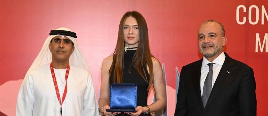 Титулована фехтувальниця Анна Максименко отримала престижну нагороду