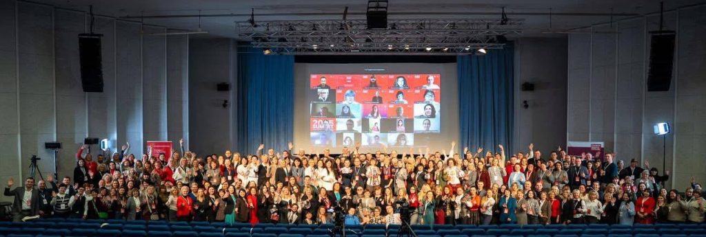 Члени «Прогресильного острівця» ЛДУФК узяли участь у Summit Прогресильні 2025!