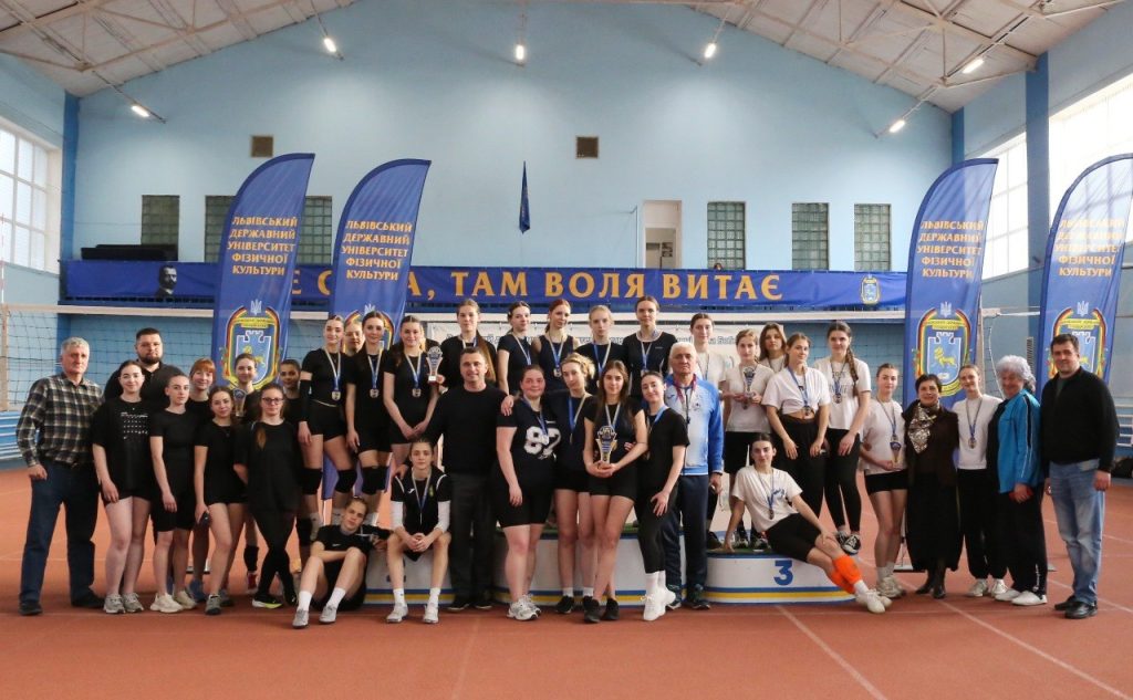 Відбулися  студентські змагання з жіночого волейболу до 80-річчя ЛДУФК імені Івана Боберського