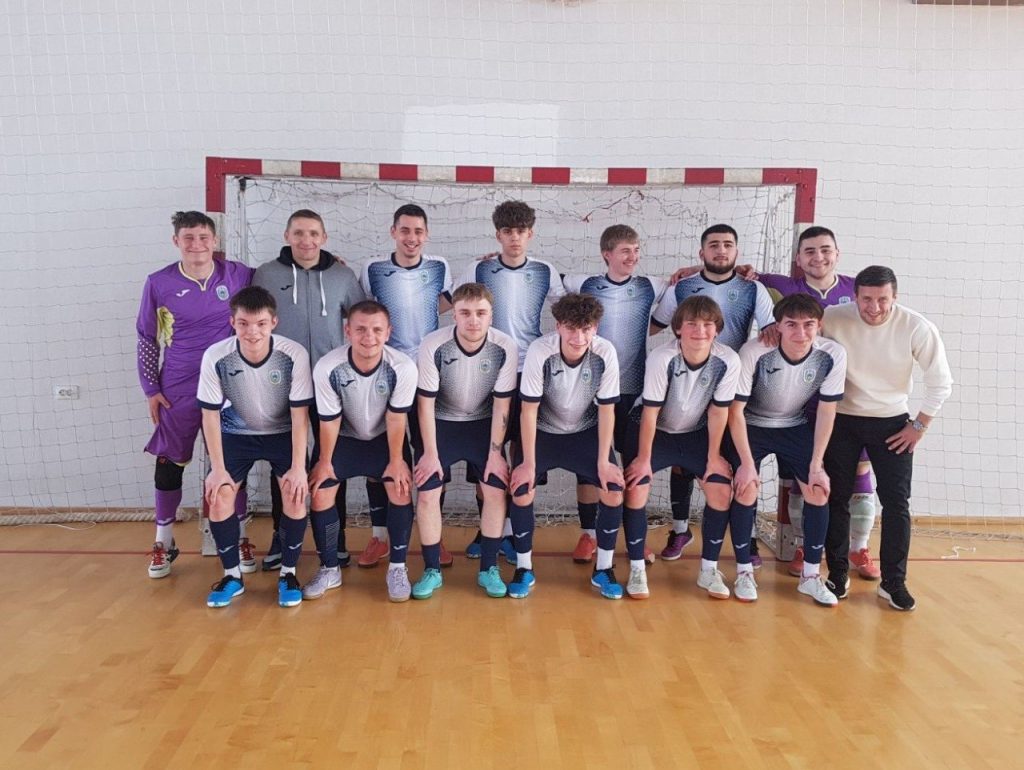 Студенти нашого університету впевнено вийшли до чвертьфіналу обласного етапу Всеукраїнських змагань «Пліч-о-пліч» з футзалу