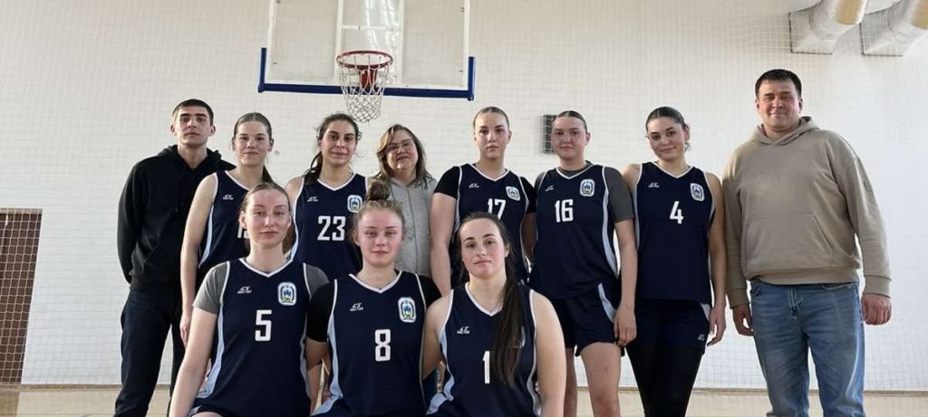 Студентки ЛДУФК імені Івана Боберського – переможці обласного етапу Всеукраїнських змагань «Пліч-о-пліч» з баскетболу