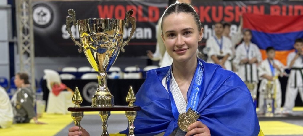 Студентка університету Юлія Литвиненко – чемпіонка Європи з Кіокушин карате WKB