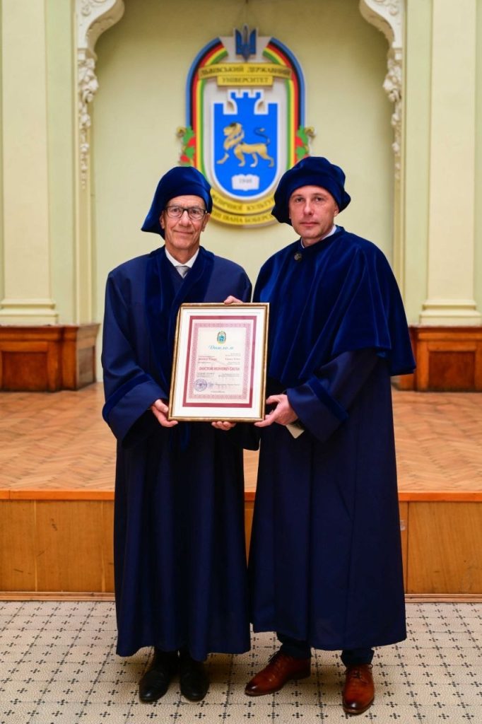Ректор ЛДУФК імені Івана Боберського Ярослав Свищ отримав офіційну подяку від Президента FISU Леонца Едера