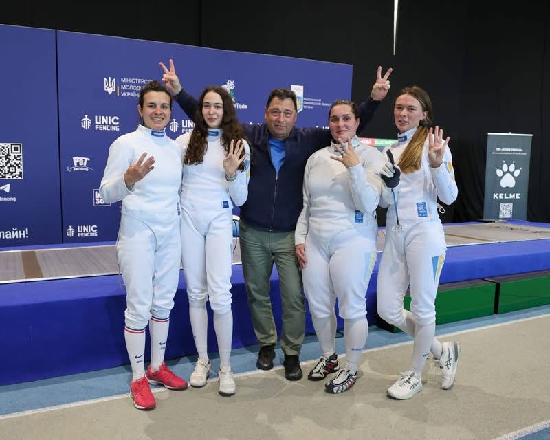 Представниці університету здобули золото чемпіонату України з фехтування на шпагах